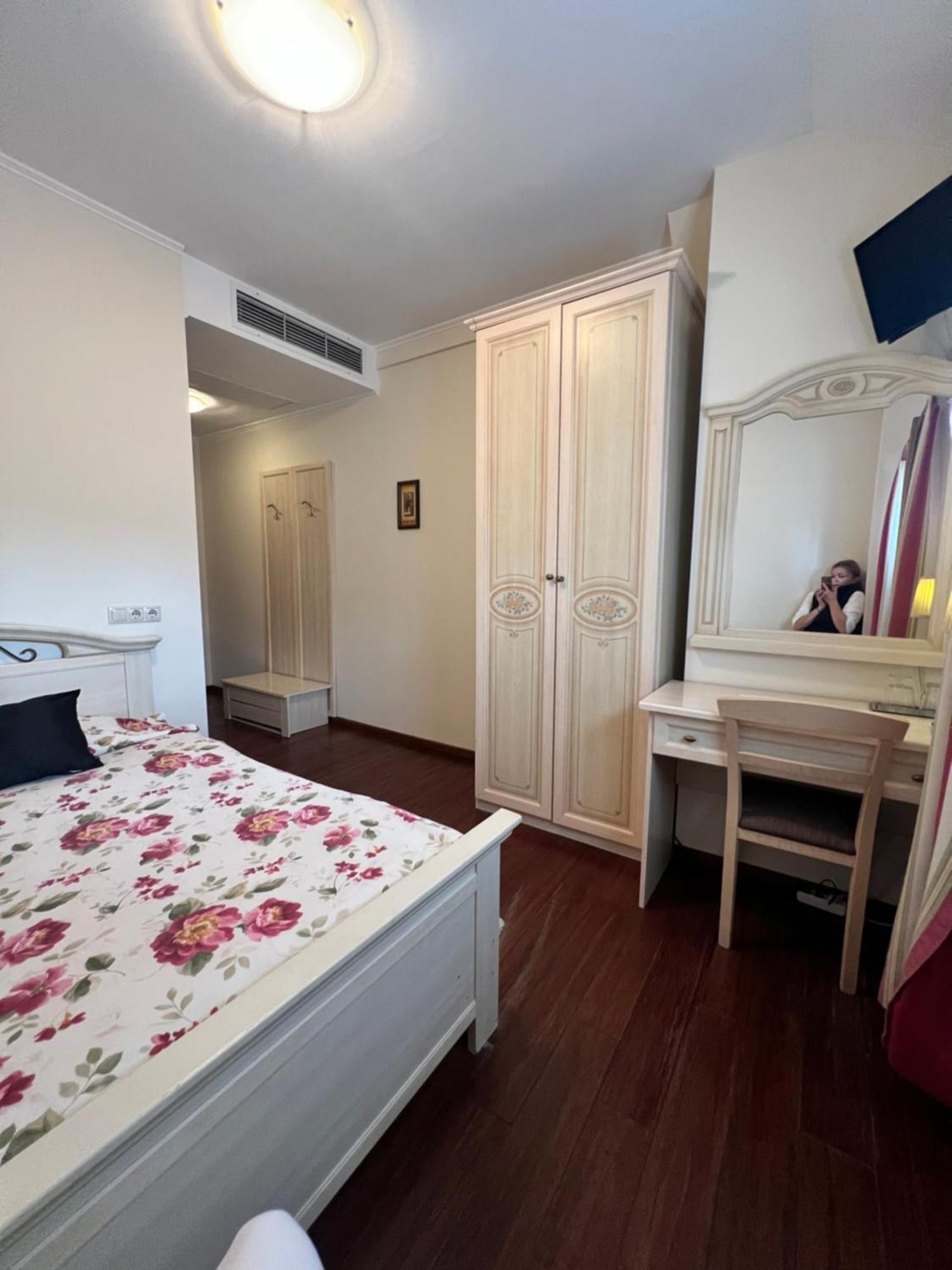 Boutique Pension Park Timişoara Extérieur photo